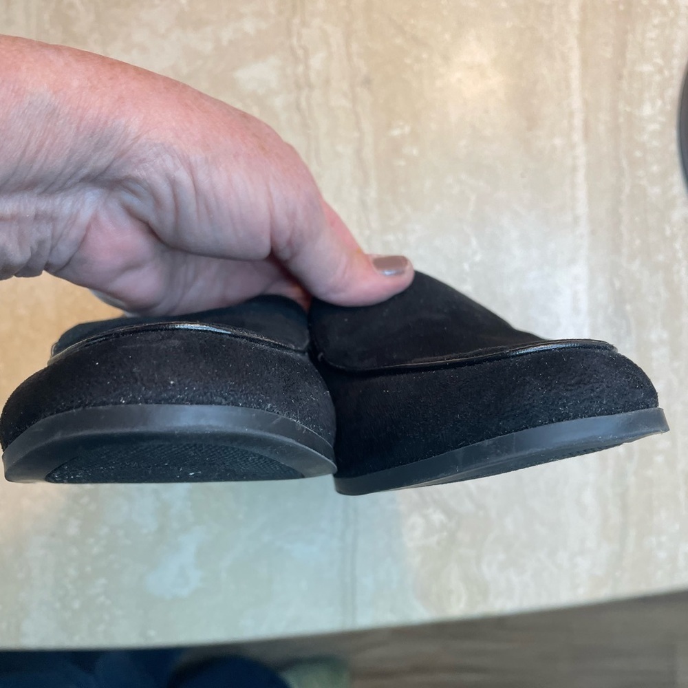 Me Too Black Suede Loafers Flats - Picture 7 of 7